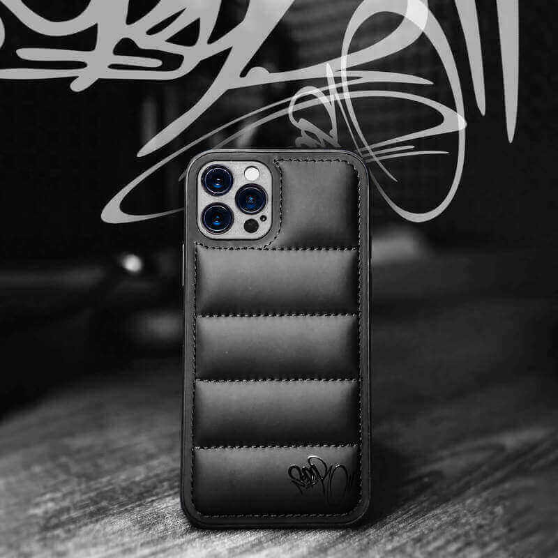 Picasee Puffer case pro Apple iPhone 12 Pro Max - Separ Puffer - Černá