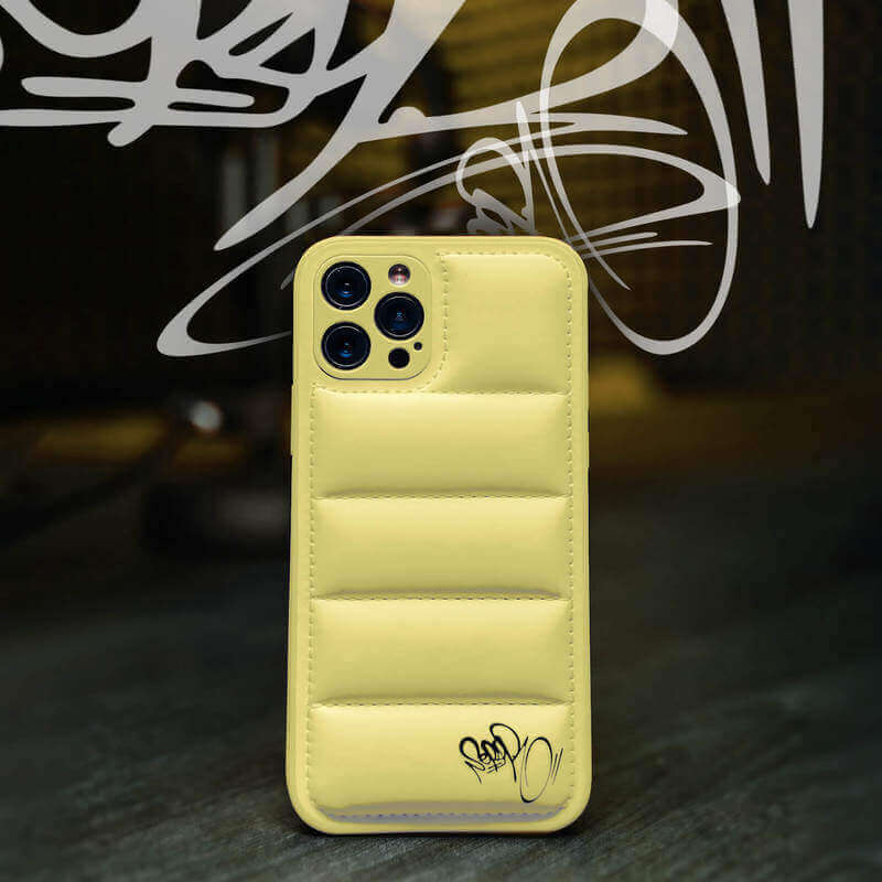 Picasee Puffer case pro Apple iPhone 12 Pro Max - Separ Puffer - Žlutá